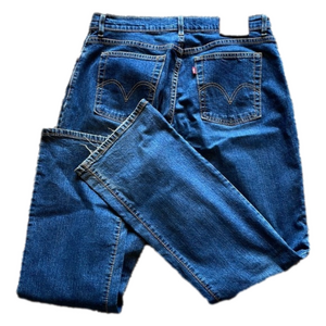 Levi’s Women’s 550 Relaxed Fit 14 L Boot Cut Jeans